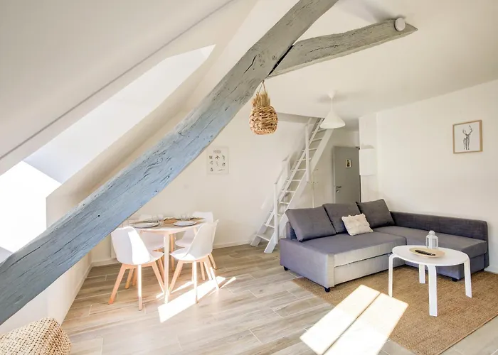 Le Belvedere - Le Rendez Vous Des Copains *